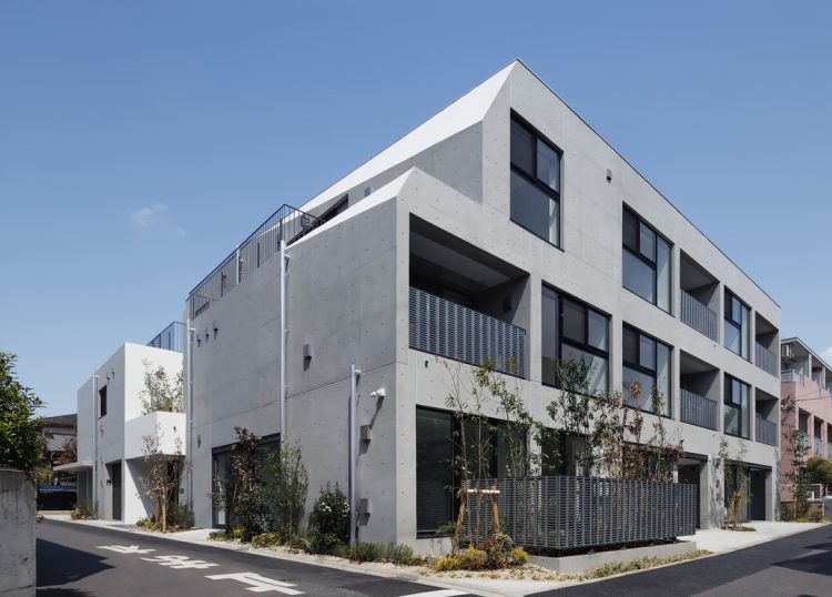 THE GRANDUO  CHITOFUNA